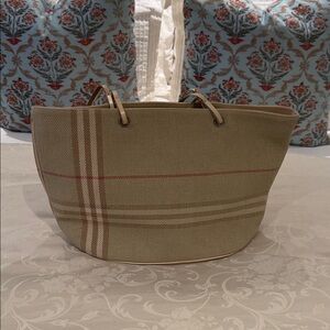 Authentic Retro Burberry handbag.